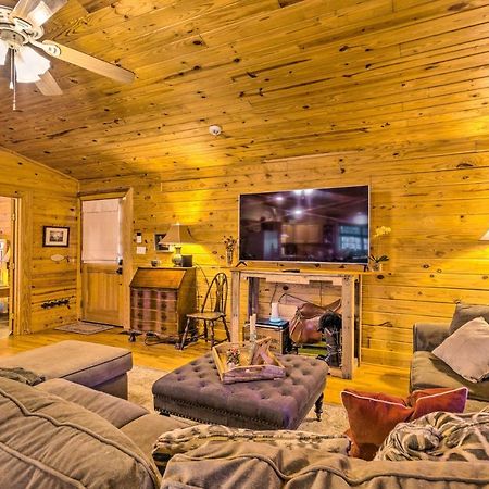 Pet-Friendly Cabot Cabin With Fenced Yard! Exterior photo