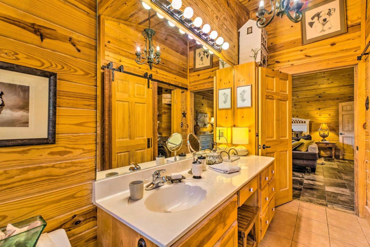 Pet-Friendly Cabot Cabin With Fenced Yard! Exterior photo